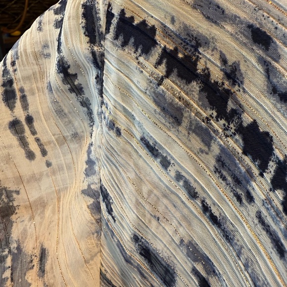 Maurices Blue White Tie-Dye Sparkle Top Kimono 0X or 1X Swim Cover up - Picture 4 of 6